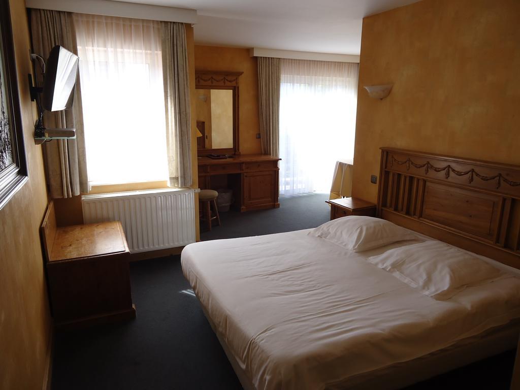 Hotel Manitoba Blankenberge Δωμάτιο φωτογραφία